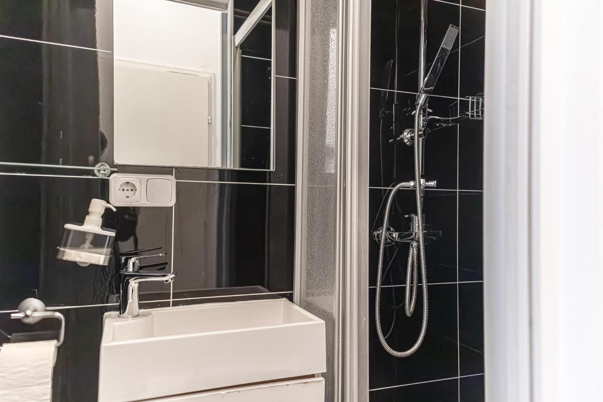 Modern 1Br Apart- Suitable For Longstays Vienna Exterior photo